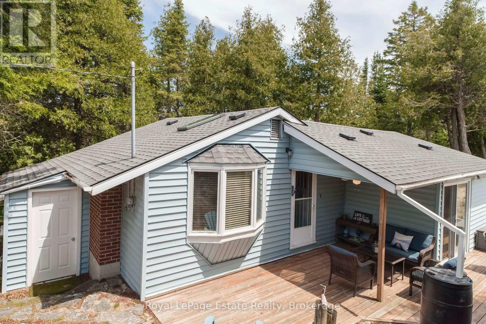 37 Sog Je Wa Sa Drive, Native Leased Lands, Ontario  N0H 2G0 - Photo 7 - X13157086