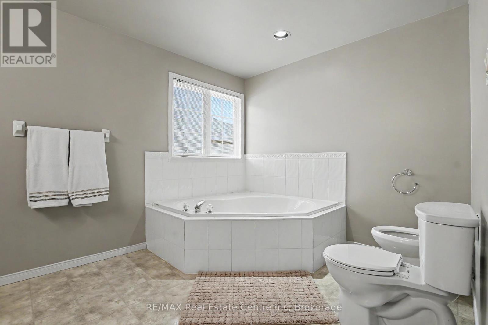 48 - 941 Gordon Street, Guelph, Ontario  N1G 4R9 - Photo 20 - X13157088