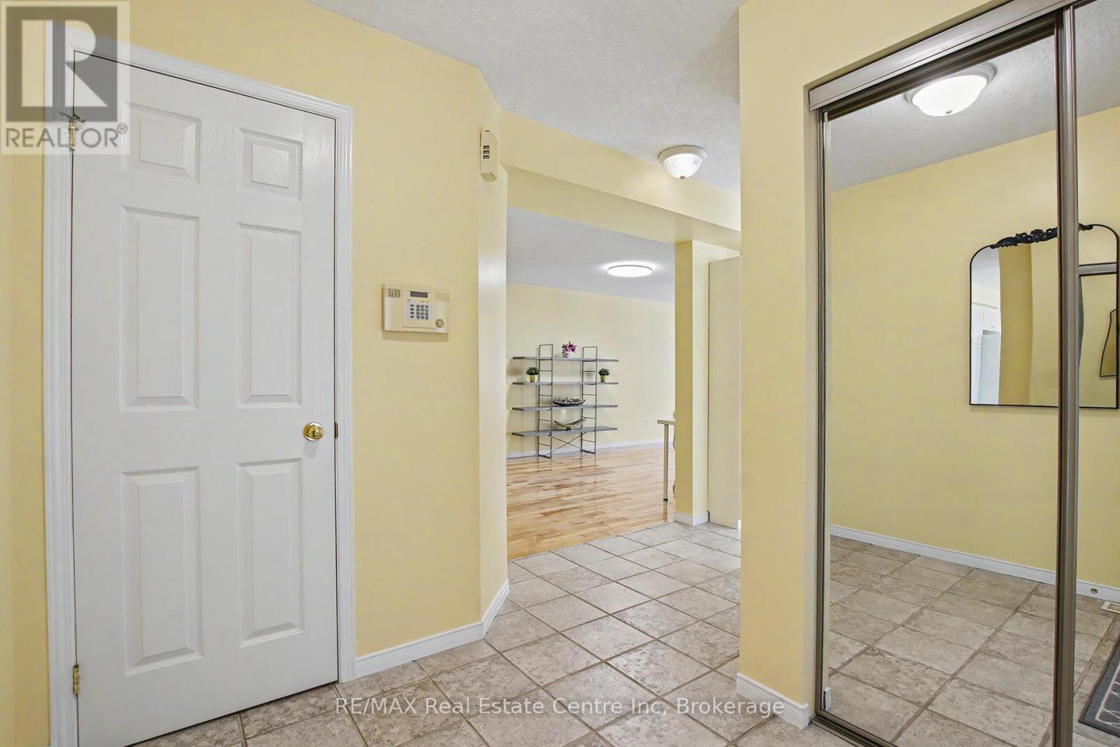 48 - 941 Gordon Street, Guelph, Ontario  N1G 4R9 - Photo 4 - X13157088