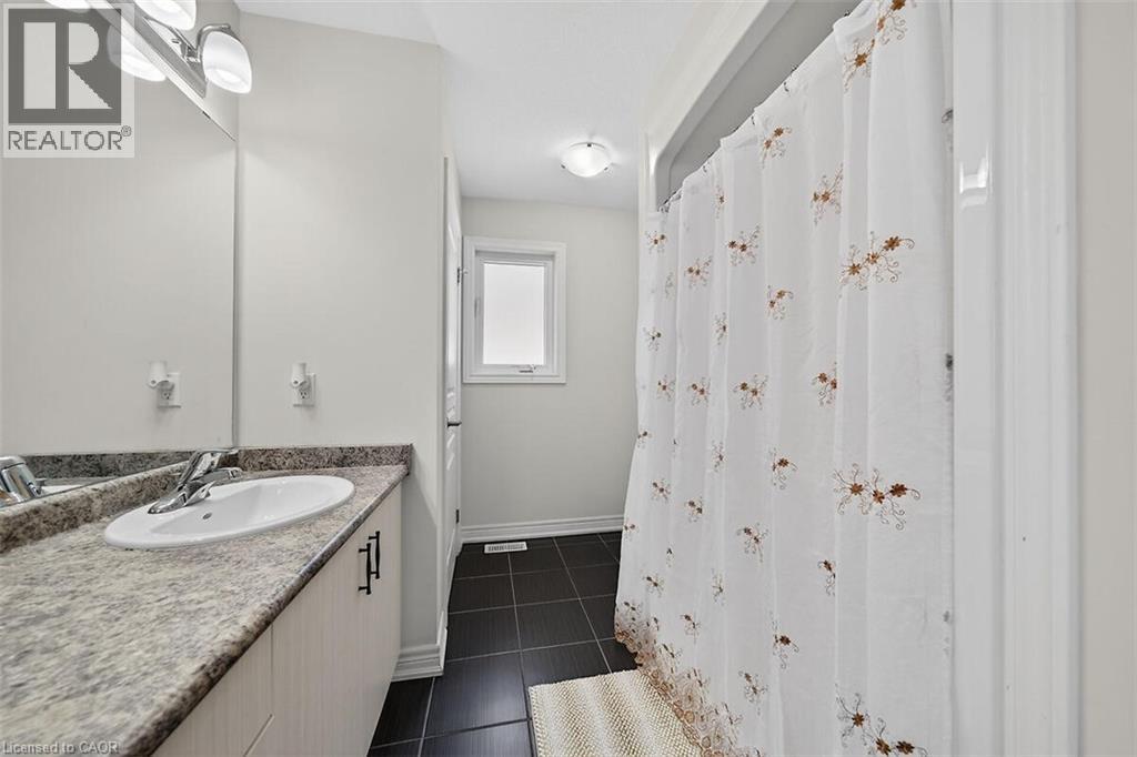 7773 Clendenning Street, Niagara Falls, Ontario  L2G 0H2 - Photo 24 - 40832392
