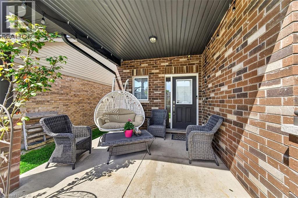 7773 Clendenning Street, Niagara Falls, Ontario  L2G 0H2 - Photo 4 - 40832392
