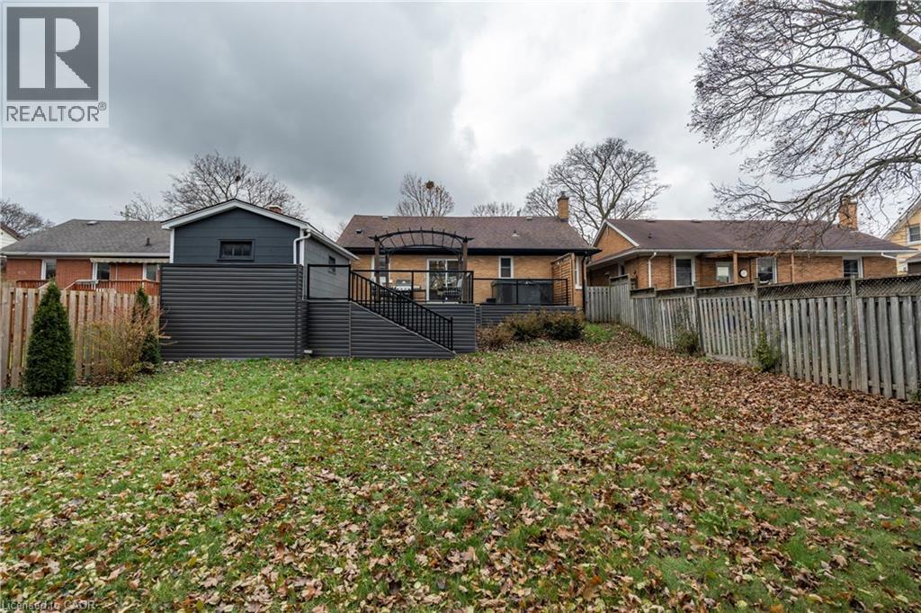 266 Melrose Avenue, Kitchener, Ontario  N2H 2C1 - Photo 35 - 40832434