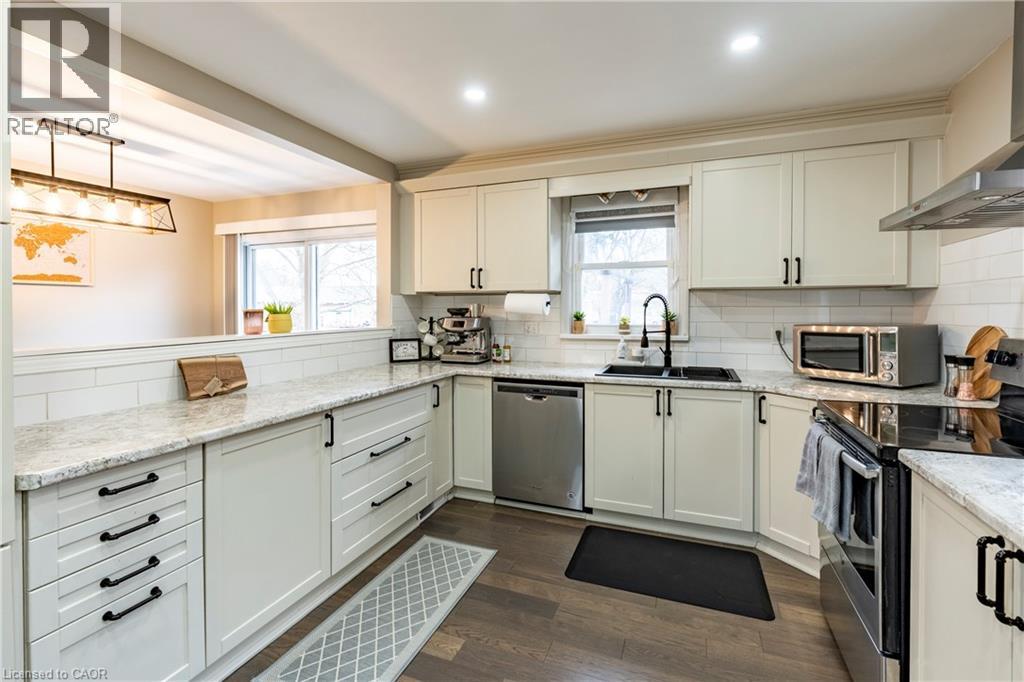 266 Melrose Avenue, Kitchener, Ontario  N2H 2C1 - Photo 8 - 40832434