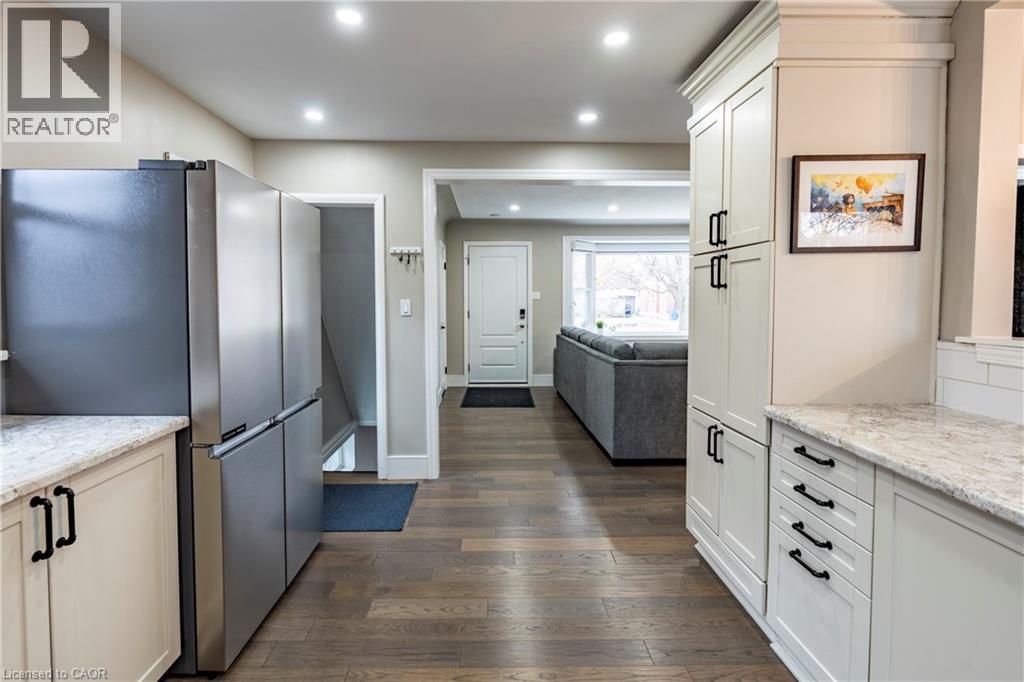 266 Melrose Avenue, Kitchener, Ontario  N2H 2C1 - Photo 9 - 40832434