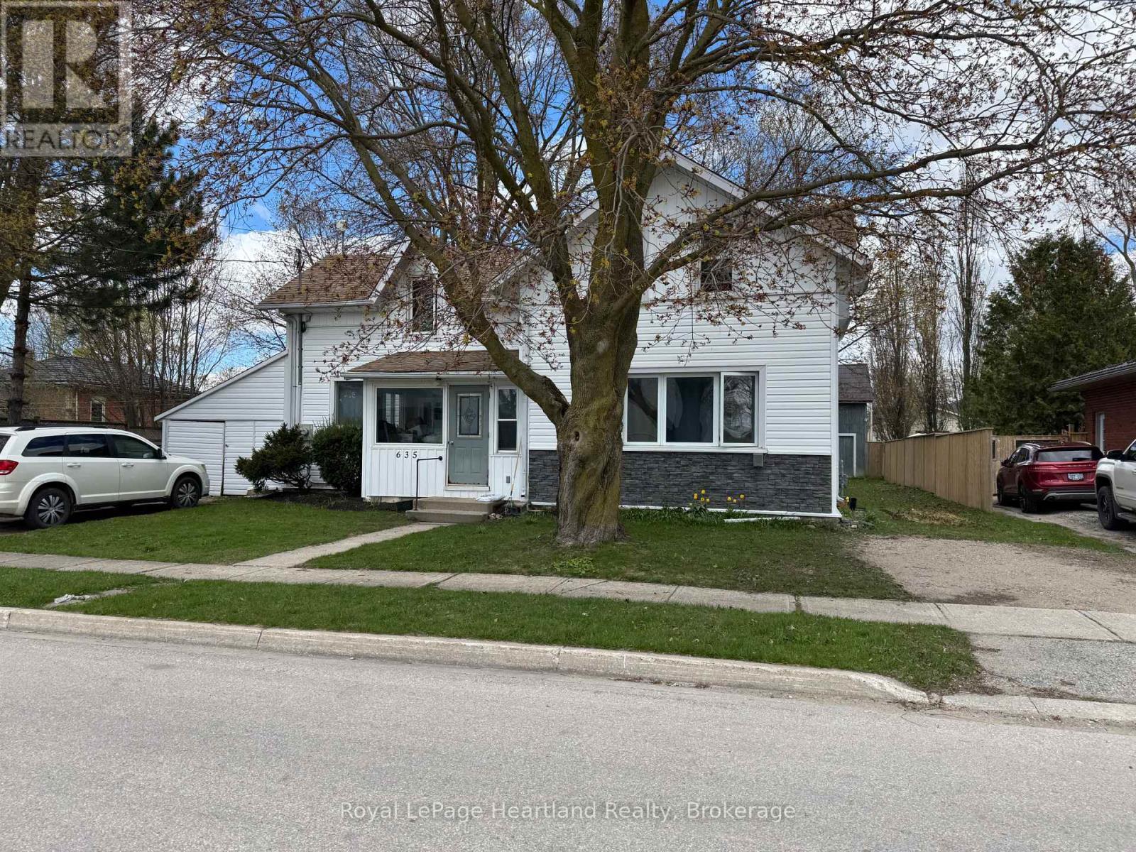 635 Yonge Street, Minto, Ontario  N0G 2P0 - Photo 2 - X13157682