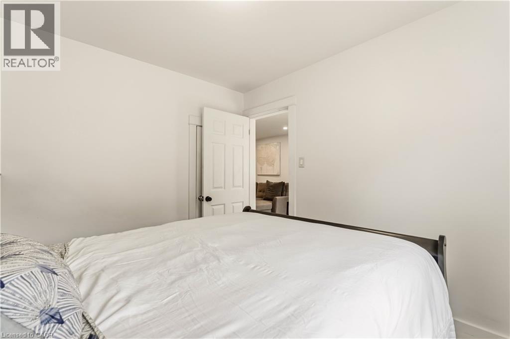 27 Edinburgh Avenue, Hamilton, Ontario  L8H 2C4 - Photo 12 - 40832251