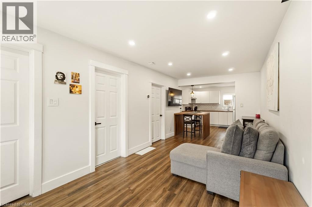 27 Edinburgh Avenue, Hamilton, Ontario  L8H 2C4 - Photo 4 - 40832251