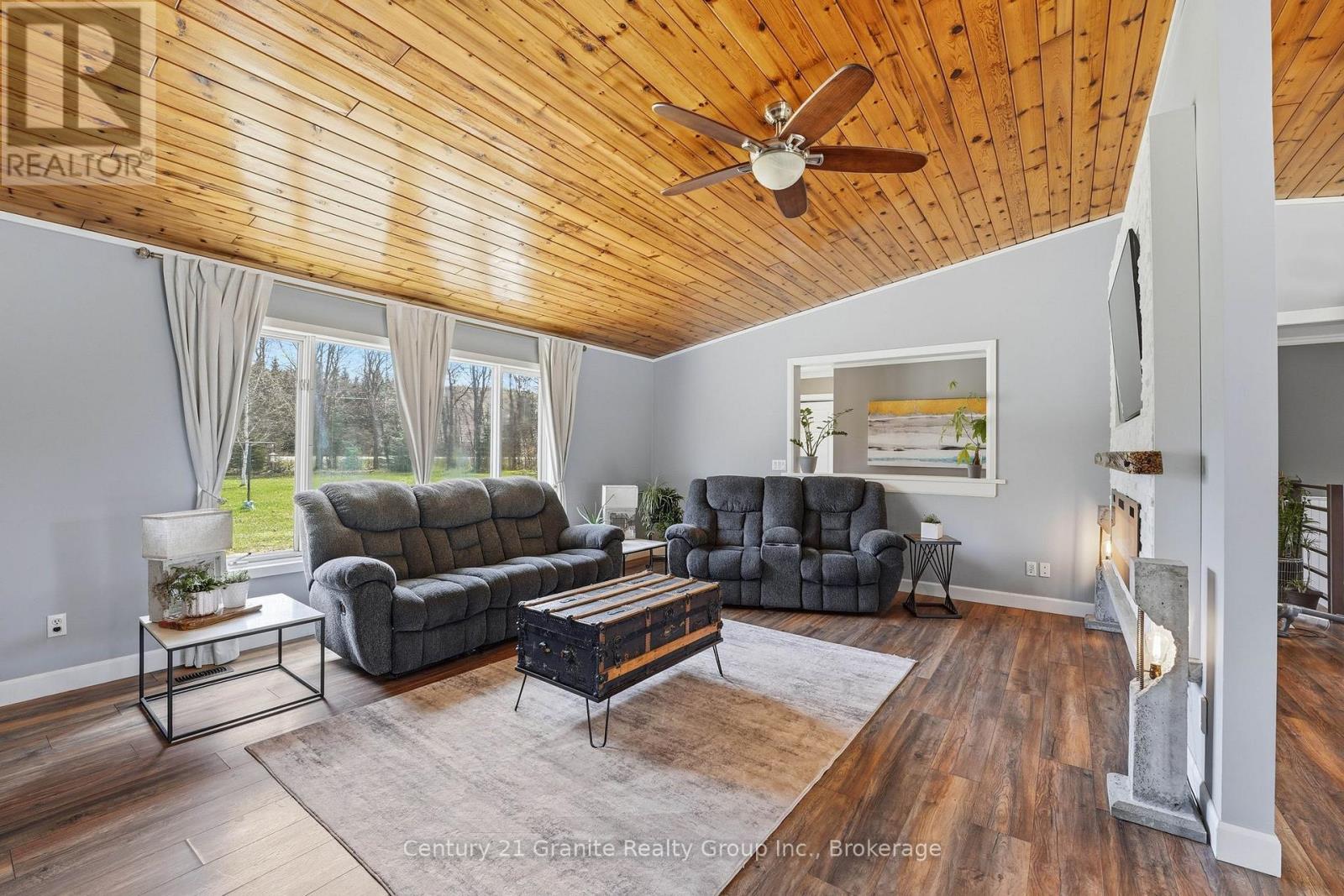 1373 Eagle Lake Road, Dysart Et Al, Ontario  K0M 1S0 - Photo 7 - X13158028