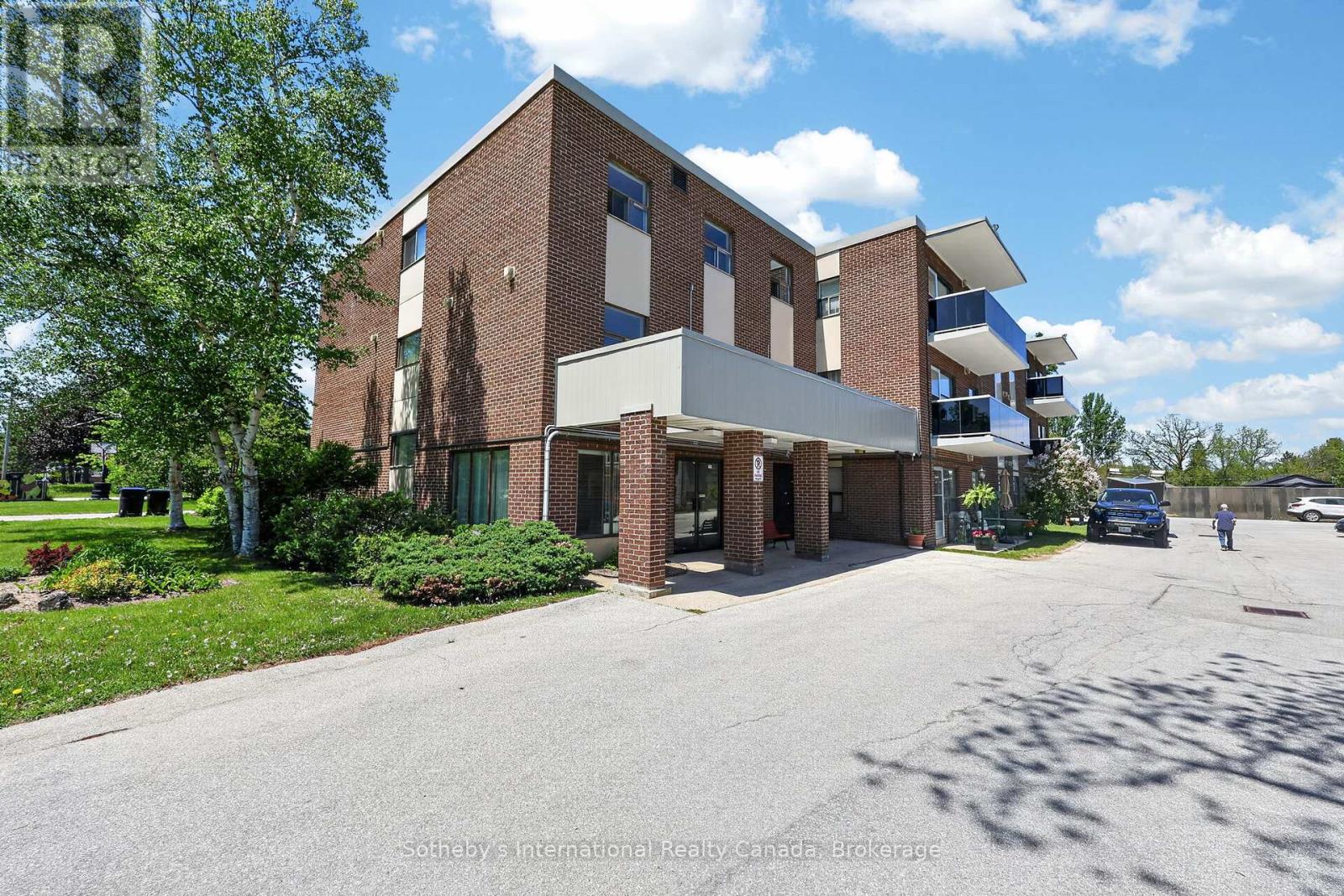 101 - 173 Eighth Street, Collingwood, Ontario  L9Y 2C9 - Photo 2 - S13158540