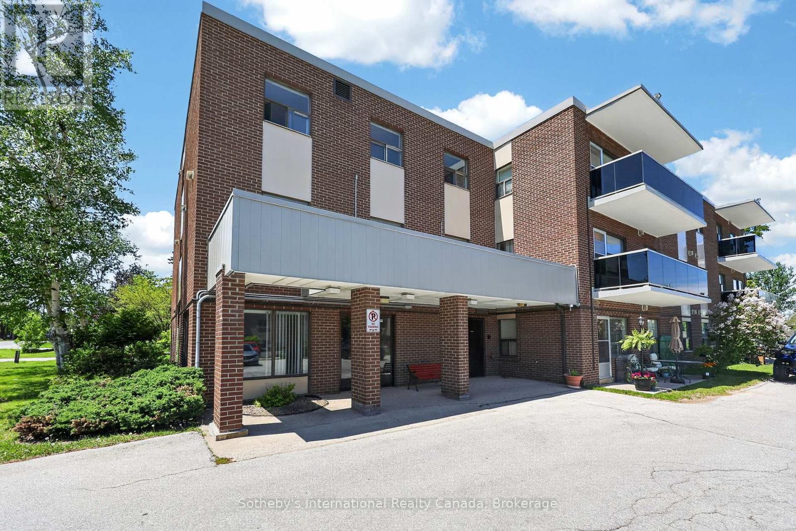 101 - 173 Eighth Street, Collingwood, Ontario  L9Y 2C9 - Photo 3 - S13158540