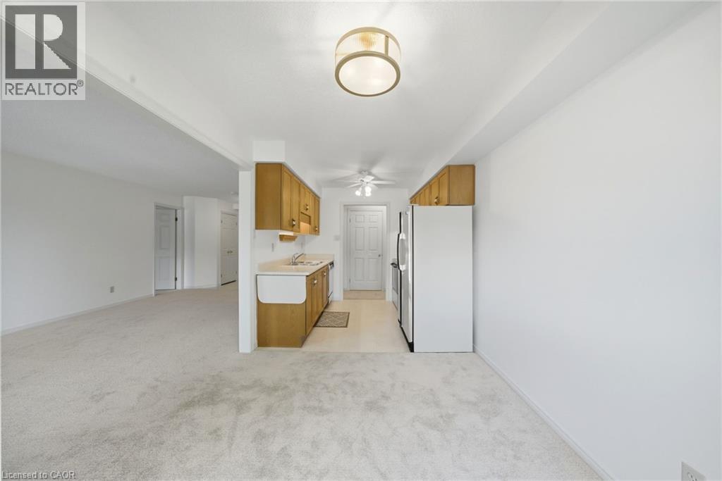 416 Limeridge Road E Unit# 303, Hamilton, Ontario  L9A 2S7 - Photo 13 - 40832345