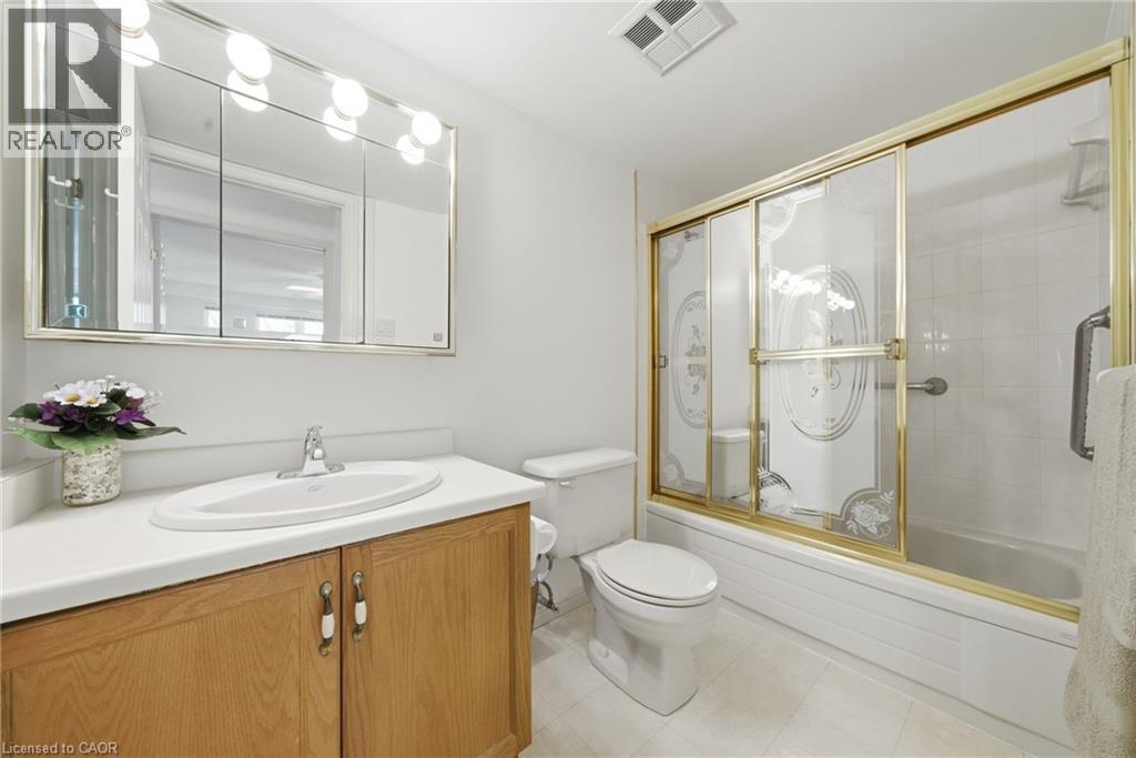 416 Limeridge Road E Unit# 303, Hamilton, Ontario  L9A 2S7 - Photo 23 - 40832345