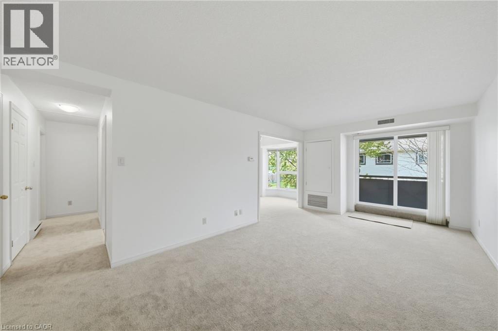 416 Limeridge Road E Unit# 303, Hamilton, Ontario  L9A 2S7 - Photo 4 - 40832345