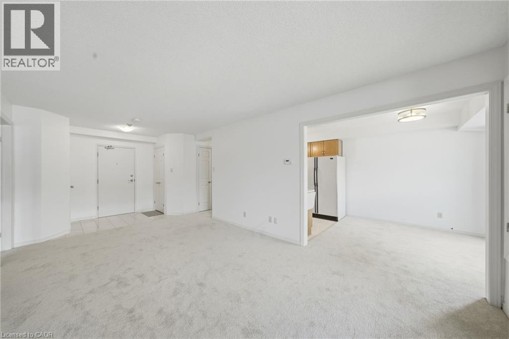 416 Limeridge Road E Unit# 303, Hamilton, Ontario  L9A 2S7 - Photo 5 - 40832345