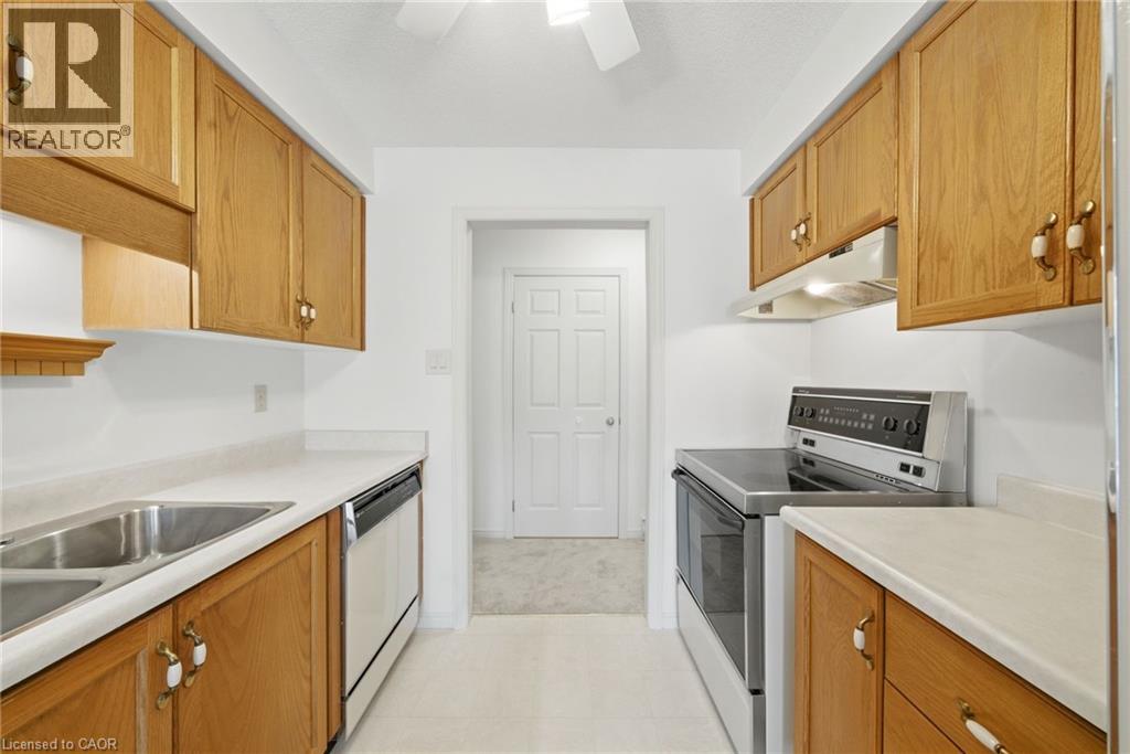 416 Limeridge Road E Unit# 303, Hamilton, Ontario  L9A 2S7 - Photo 9 - 40832345