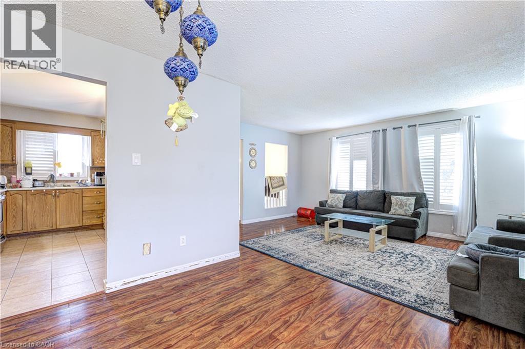78 Markson Crescent, Hamilton, Ontario  L8T 4W4 - Photo 10 - 40832069