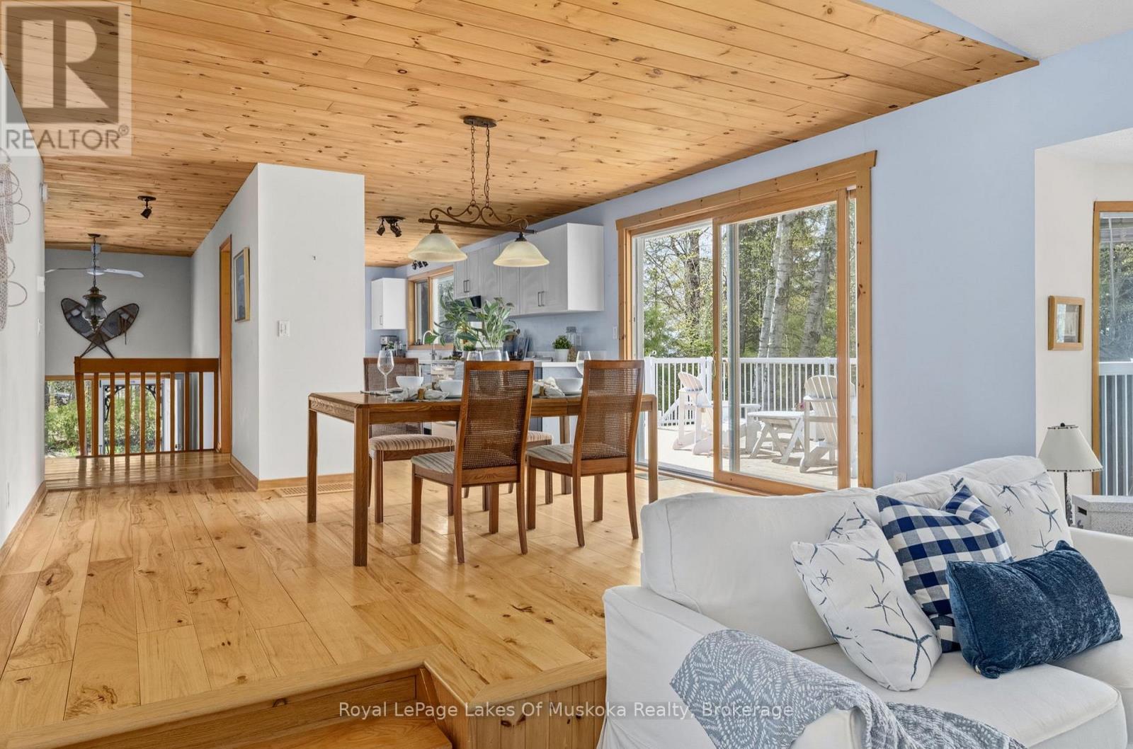 1044 Bigwin View Lane, Lake Of Bays, Ontario  P0B 1A0 - Photo 16 - X13159140