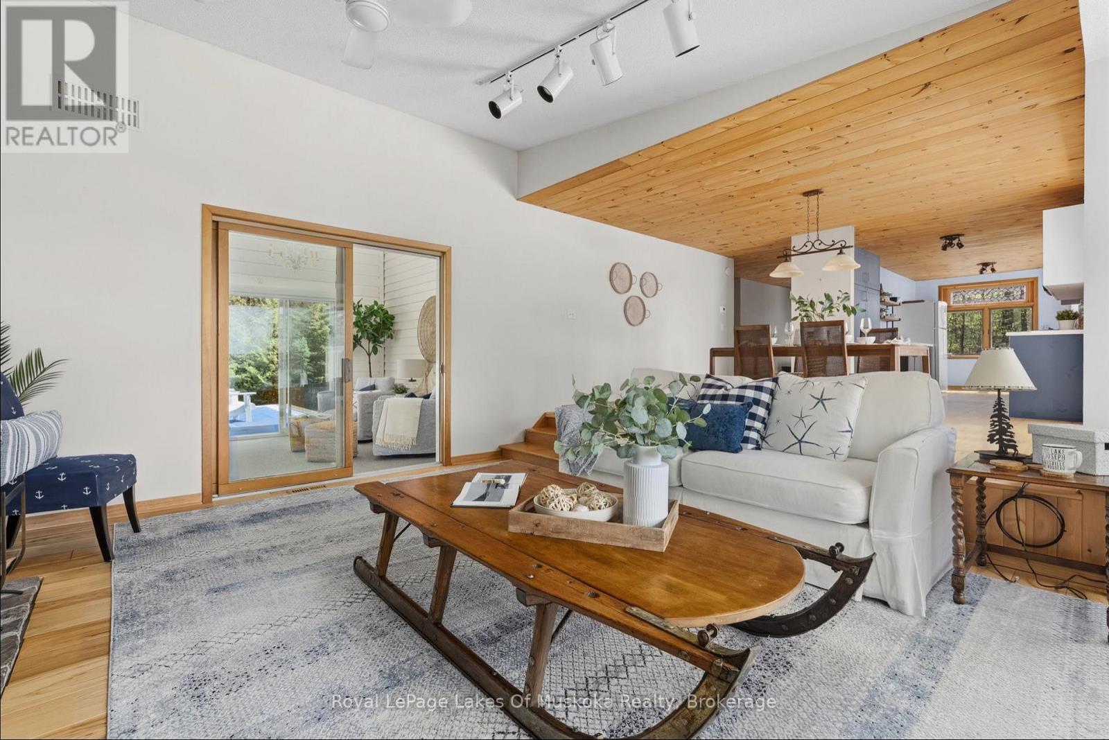 1044 Bigwin View Lane, Lake Of Bays, Ontario  P0B 1A0 - Photo 21 - X13159140
