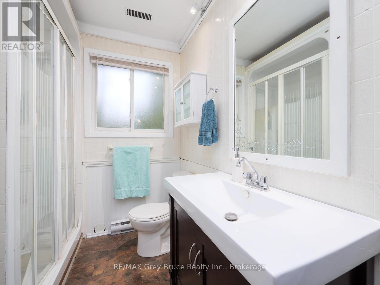 1034 Dorcas Bay Road, Northern Bruce Peninsula, Ontario  N0H 2R0 - Photo 21 - X13159620