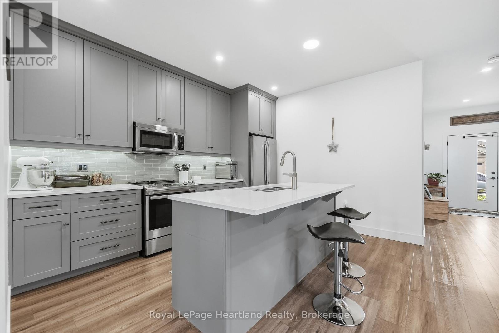 59 Briarhill Road, Huron East, Ontario  N0K 1W0 - Photo 8 - X13159780