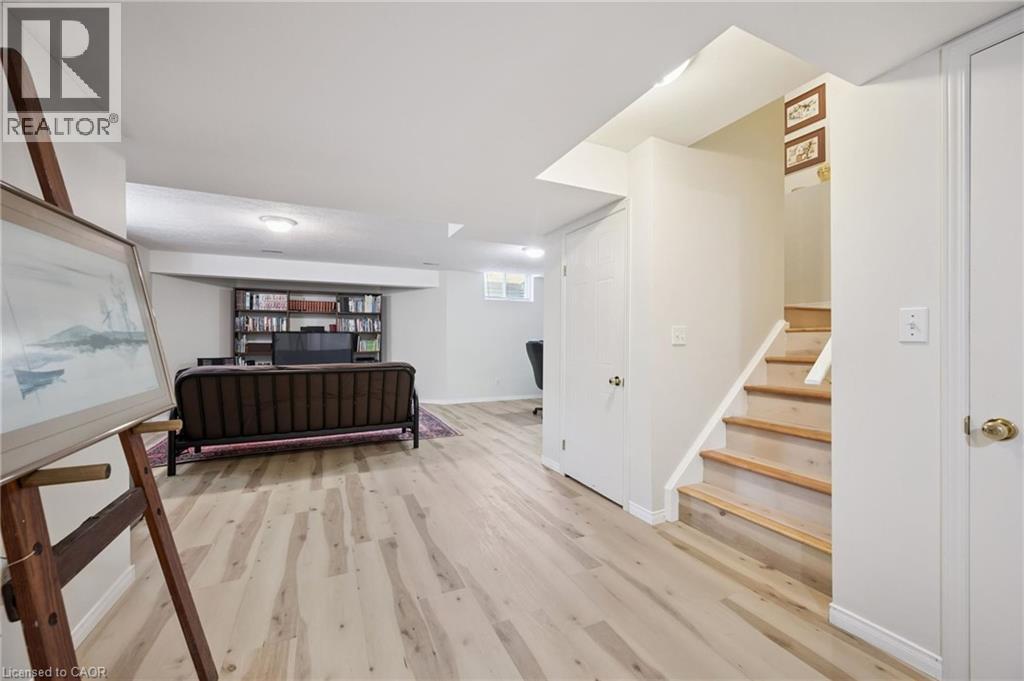 371 University Downs Crescent, Waterloo, Ontario  N2K 4B1 - Photo 28 - 40832418