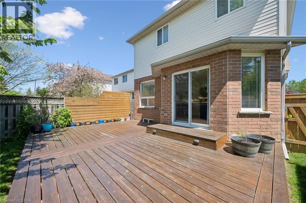 371 University Downs Crescent, Waterloo, Ontario  N2K 4B1 - Photo 33 - 40832418