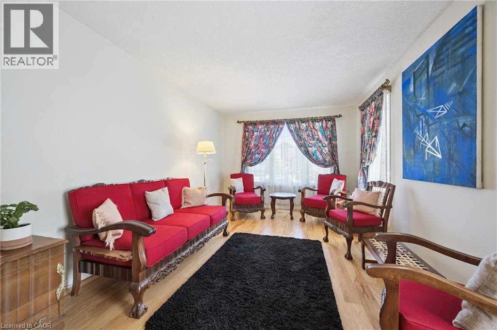 371 University Downs Crescent, Waterloo, Ontario  N2K 4B1 - Photo 8 - 40832418