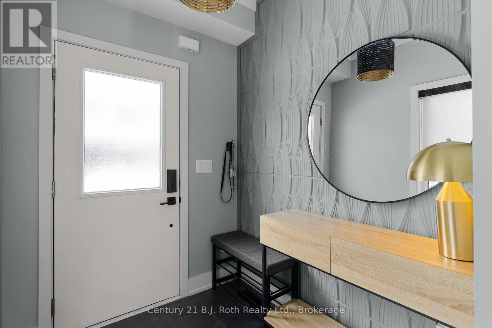 34 Ruby Crescent, Orillia, Ontario  L3V 8M3 - Photo 4 - S13160266