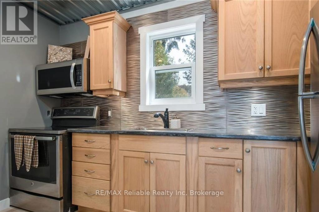79265 Fuller Drive, Central Huron, Ontario  N7A 3X8 - Photo 10 - X13160260
