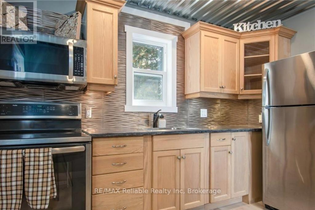 79265 Fuller Drive, Central Huron, Ontario  N7A 3X8 - Photo 12 - X13160260