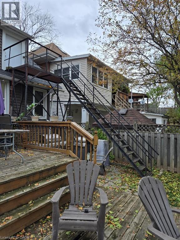 17 Fairleigh Avenue S, Hamilton, Ontario  L8M 2K1 - Photo 4 - 40832594