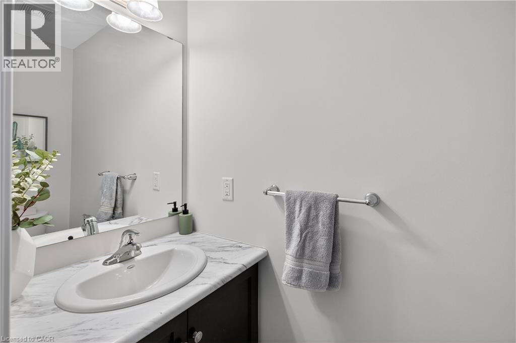 377 Glancaster Road Unit# 2, Hamilton, Ontario  L9G 0G4 - Photo 6 - 40832581