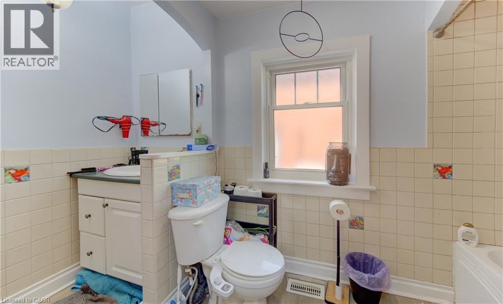 48 Breithaupt Street, Kitchener, Ontario  N2H 5G6 - Photo 19 - 40824430