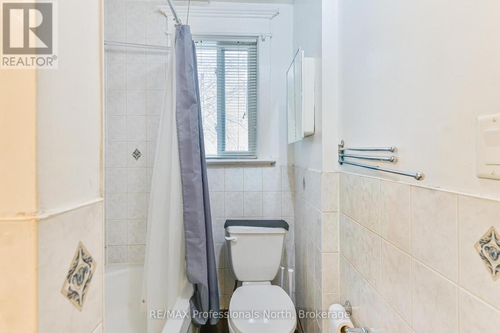 3 Maynard Avenue, Toronto, Ontario  M6K 2Z7 - Photo 35 - W13160498