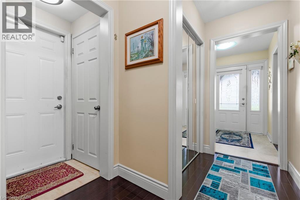 58 Centennial Parkway S, Hamilton, Ontario  L8G 2C4 - Photo 14 - 40831856
