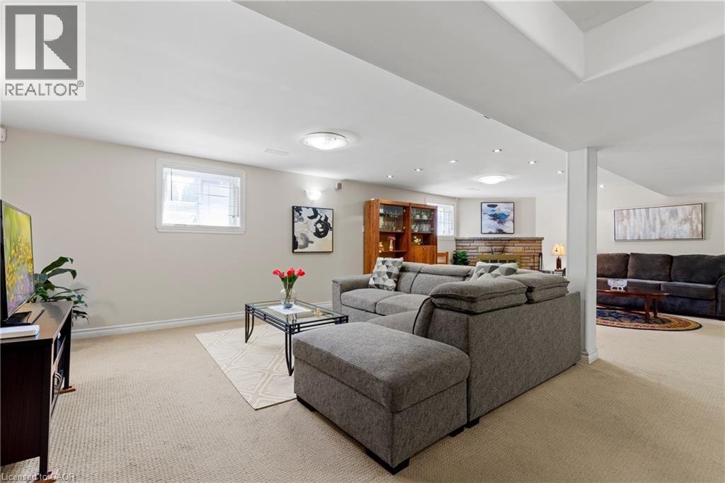 58 Centennial Parkway S, Hamilton, Ontario  L8G 2C4 - Photo 32 - 40831856