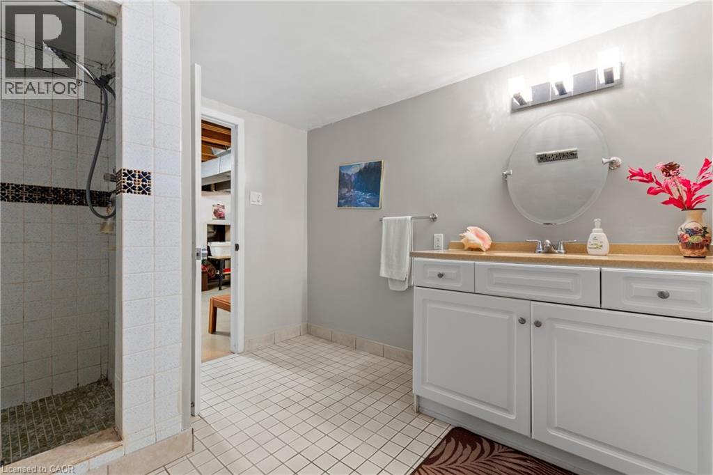 58 Centennial Parkway S, Hamilton, Ontario  L8G 2C4 - Photo 41 - 40831856