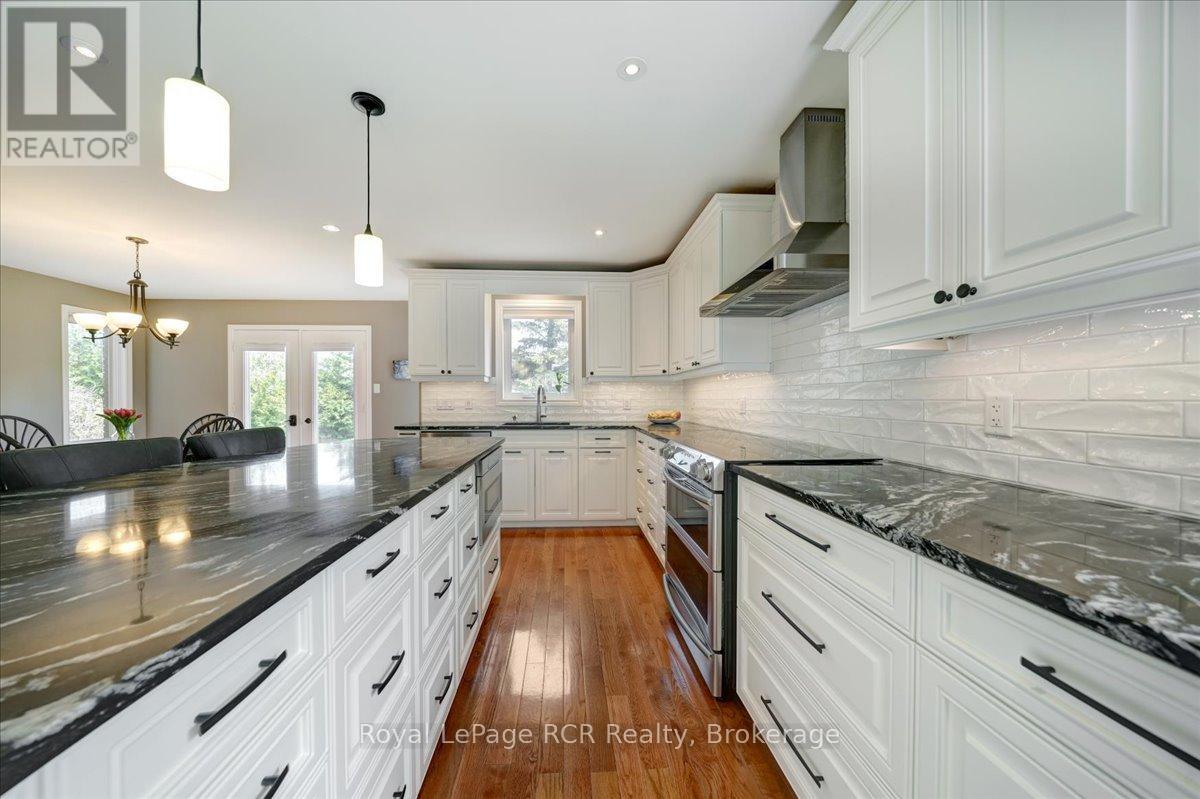 303 6th Avenue W, Owen Sound, Ontario  N4K 6H9 - Photo 13 - X13160952