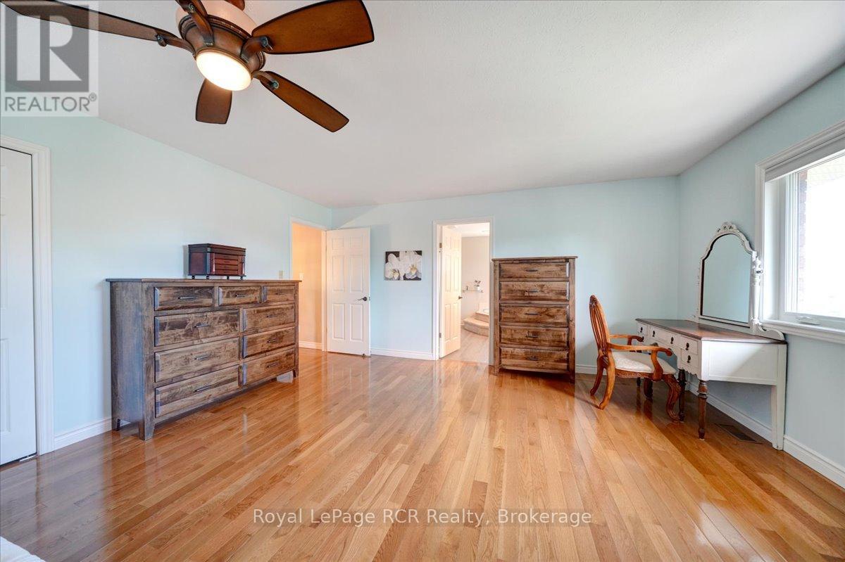 303 6th Avenue W, Owen Sound, Ontario  N4K 6H9 - Photo 34 - X13160952