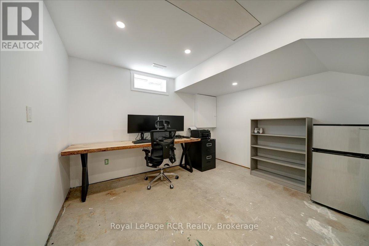 303 6th Avenue W, Owen Sound, Ontario  N4K 6H9 - Photo 45 - X13160952