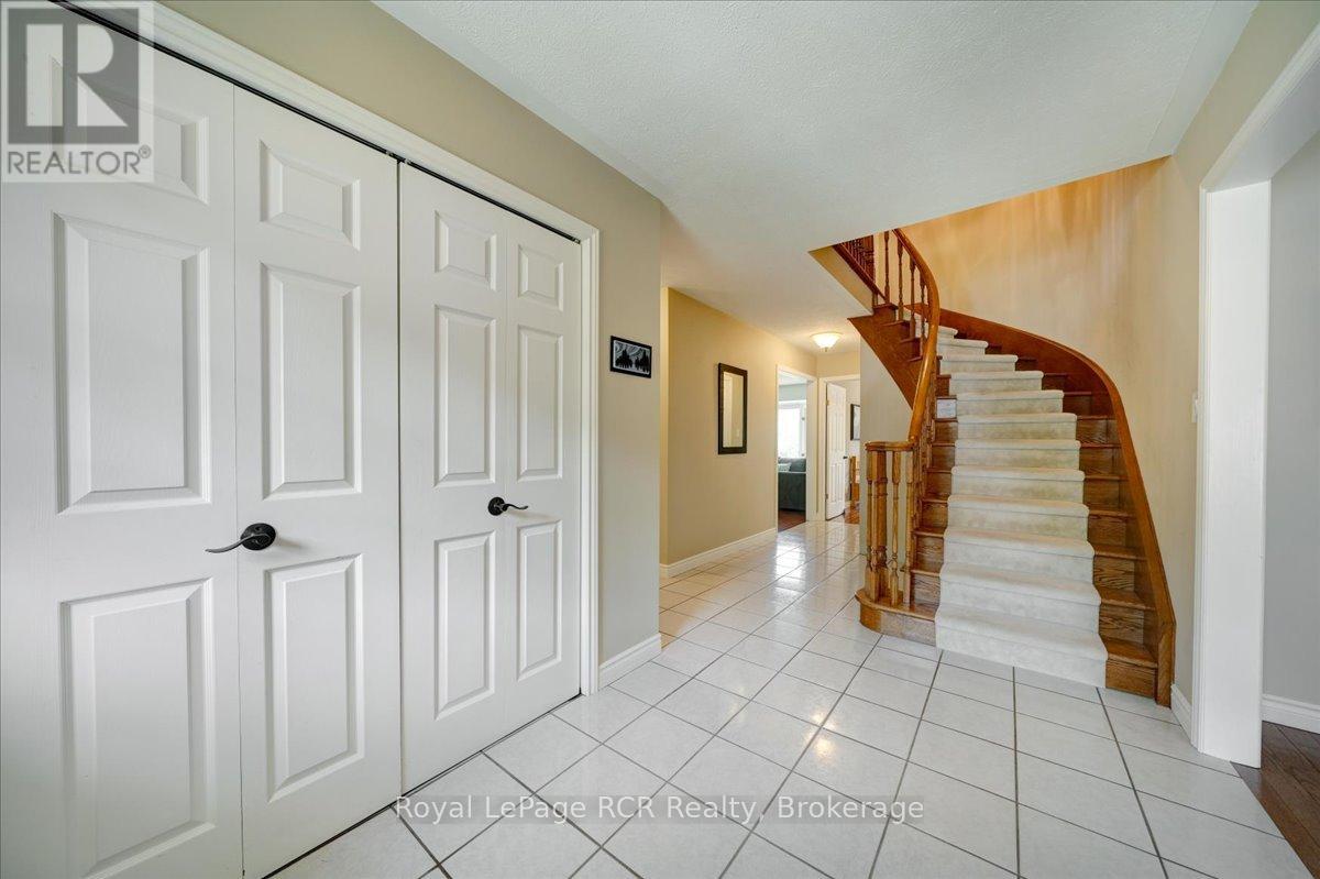 303 6th Avenue W, Owen Sound, Ontario  N4K 6H9 - Photo 5 - X13160952