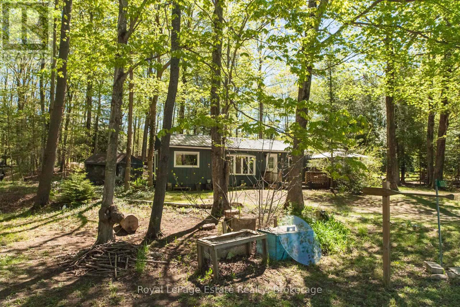 1076 French Bay Road, Native Leased Lands, Ontario  N0H 2G0 - Photo 2 - X13161276