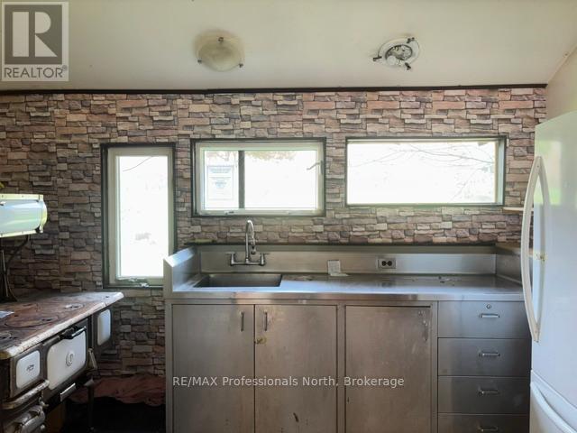 3044 Gelert Road, Minden Hills, Ontario  K0M 2K0 - Photo 4 - X13161500
