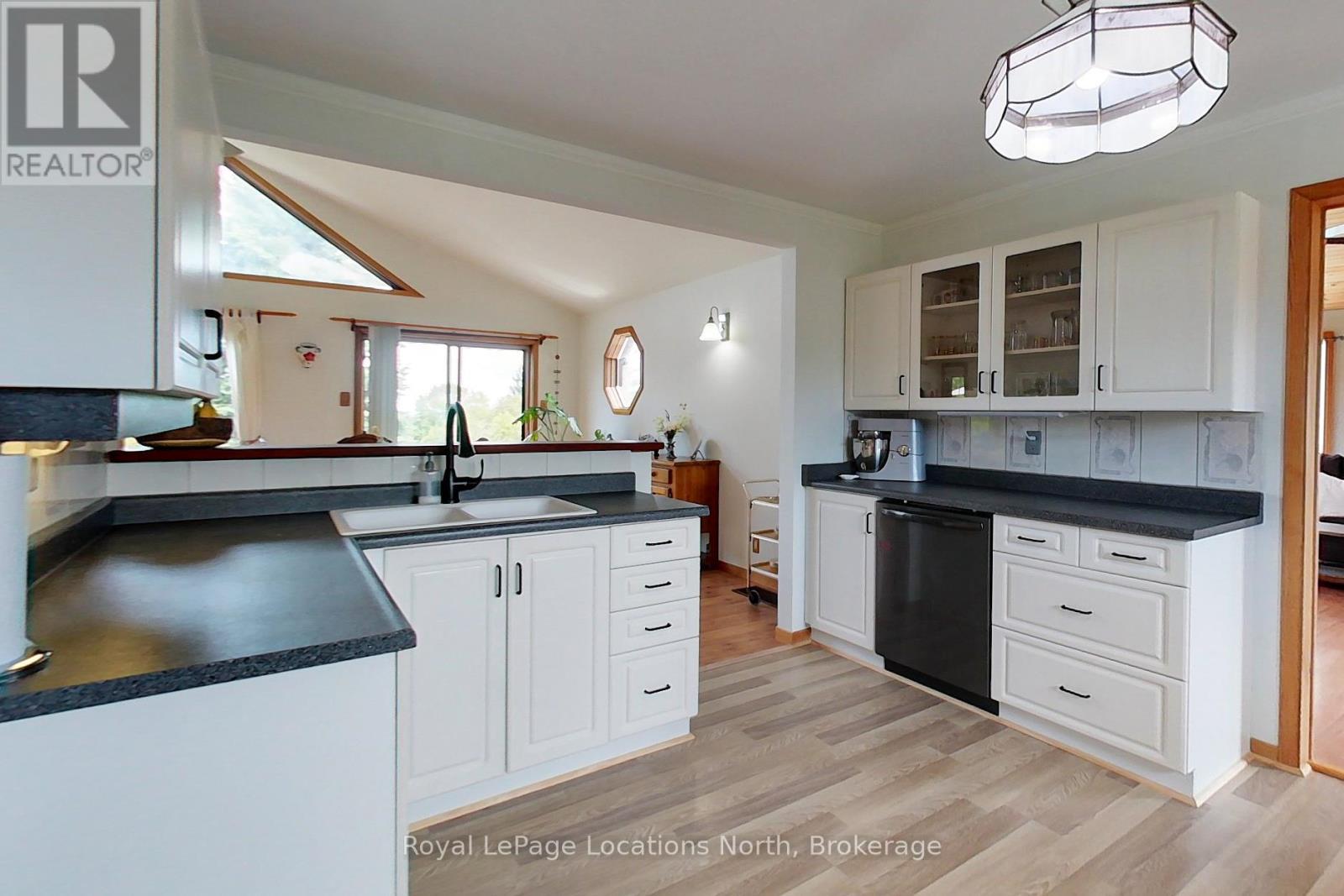 252 Lakeshore Road N, Meaford, Ontario  N4L 1W5 - Photo 19 - X13162178