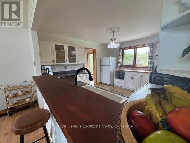 252 Lakeshore Road N, Meaford, Ontario  N4L 1W5 - Photo 21 - X13162178