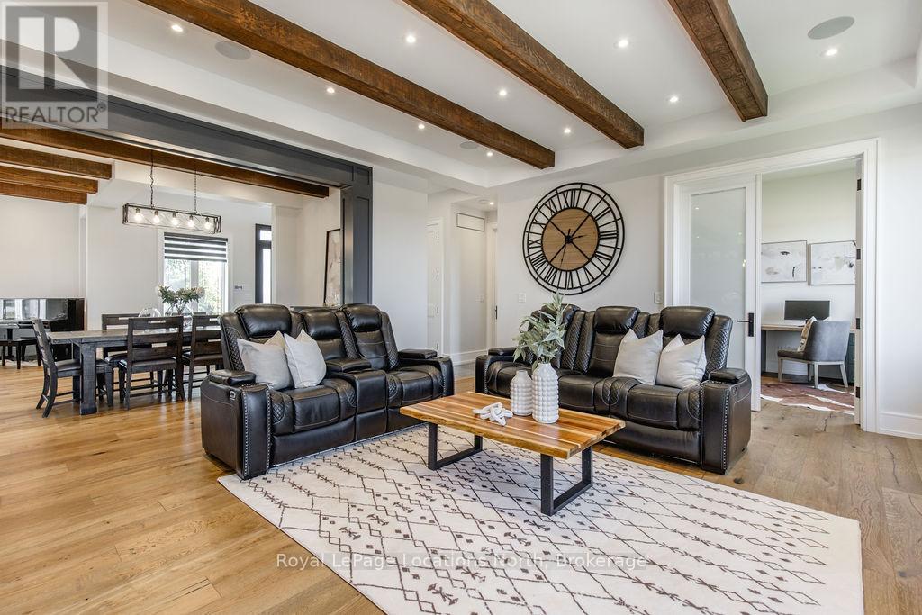 22 East John Street, Innisfil, Ontario  L0L 1L0 - Photo 13 - N13162722