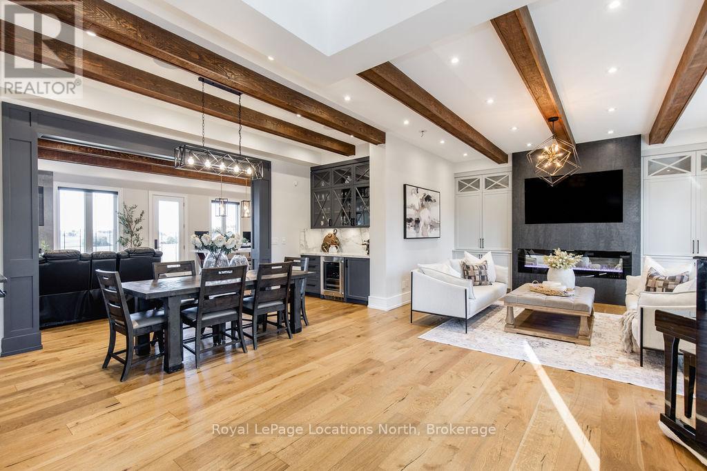 22 East John Street, Innisfil, Ontario  L0L 1L0 - Photo 6 - N13162722