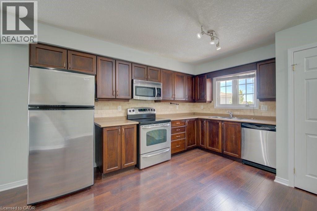 240 Westmeadow Drive Unit# 15c, Kitchener, Ontario  N2N 0A1 - Photo 5 - 40831332