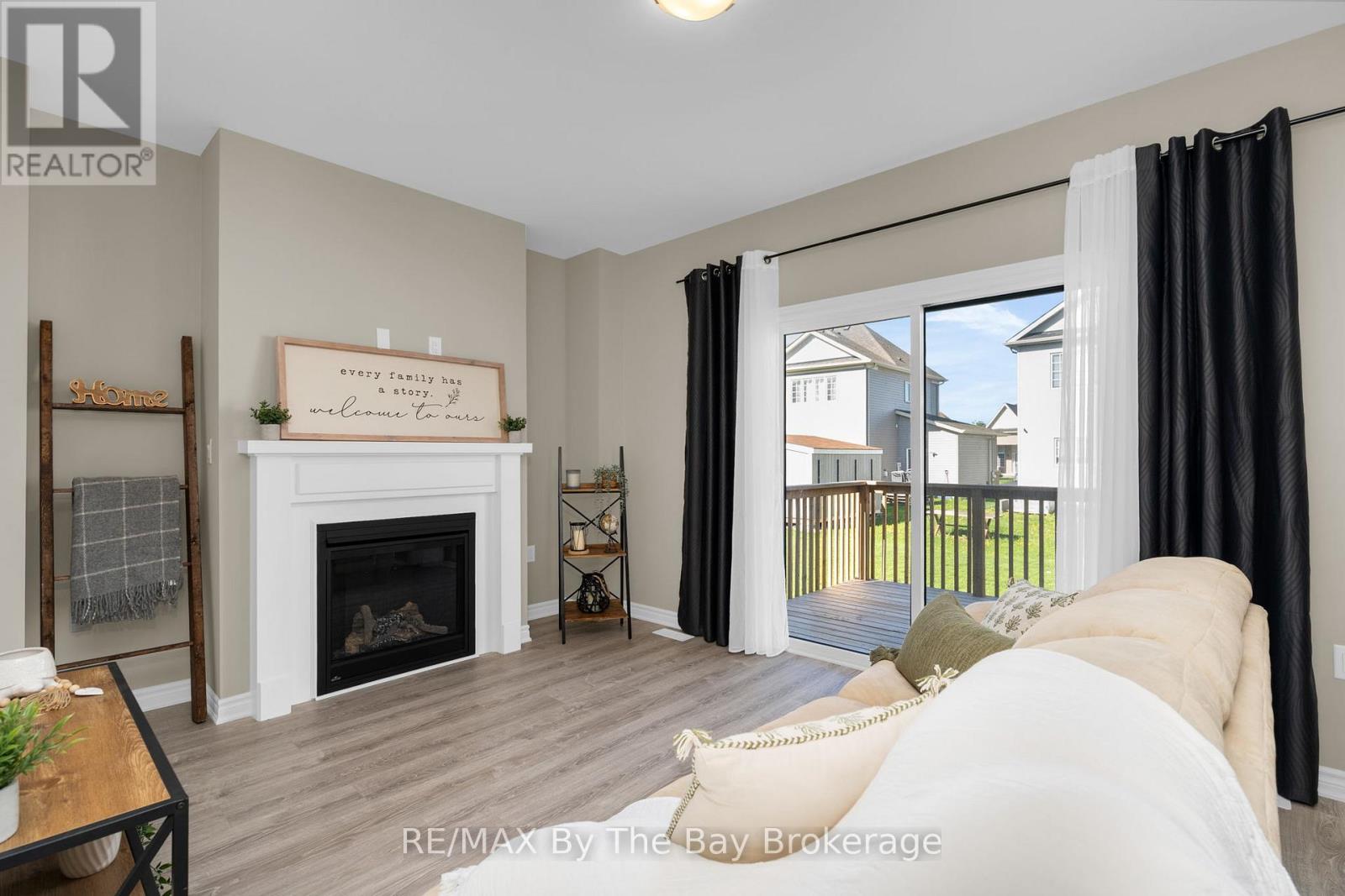 214 Cubitt Street, Clearview, Ontario  L0M 1S0 - Photo 13 - S13163672