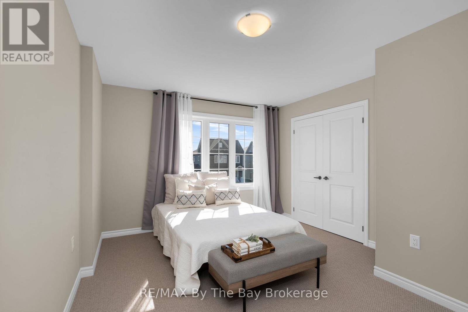 214 Cubitt Street, Clearview, Ontario  L0M 1S0 - Photo 25 - S13163672
